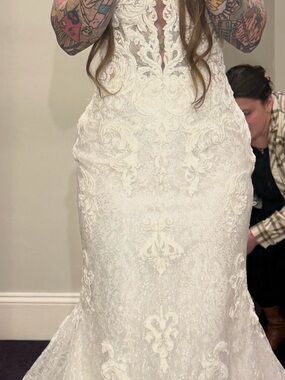 Ivory Lace Embroidered Bridal Gown